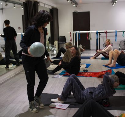 Atelier posture et prévention des douleurs avec stretching et auto massages