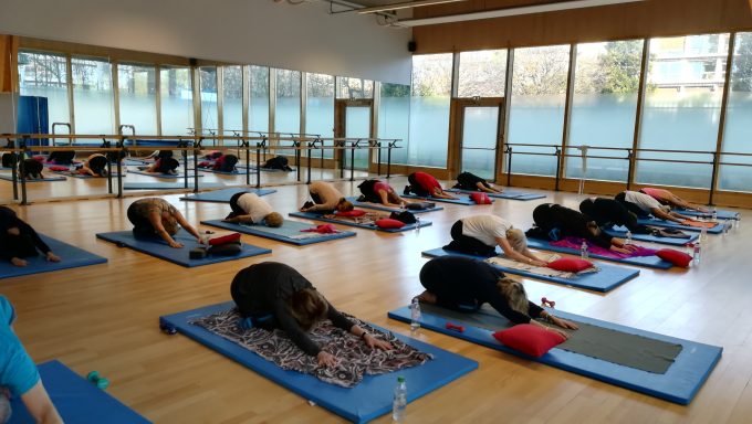 Cours de gym douce et stretching rééducatifs au stade Suchet, Paris 16ème